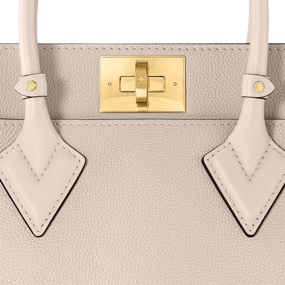 LOUIS VUITTON On My Side PM NWOT - Picture 15 of 17